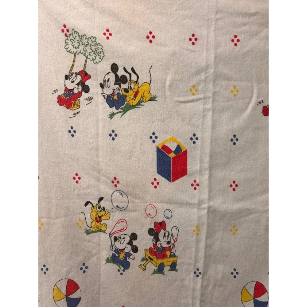 Vintage 1984 Disney Mickey Minnie Mouse Pluto Baby Blanket Ruffle Trim White 80s